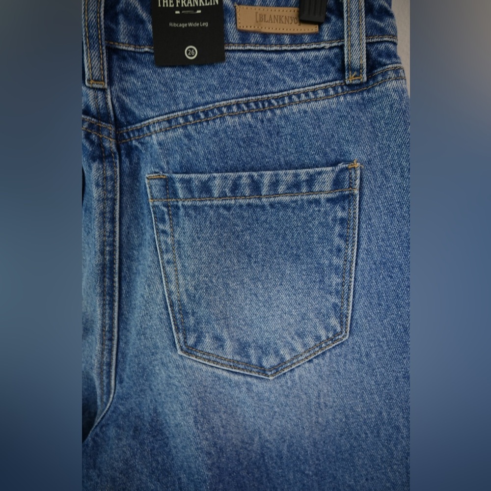 Blank NYC The Franklin Ribacage Wide Leg NWT - Picture 8 of 8